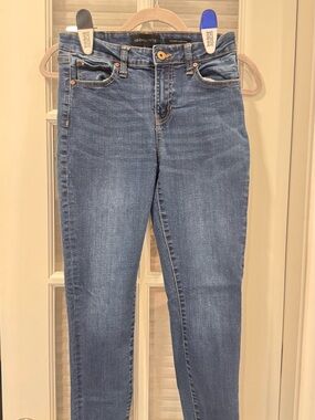 Kendall & Kylie Medium Wash Skinny Jeans